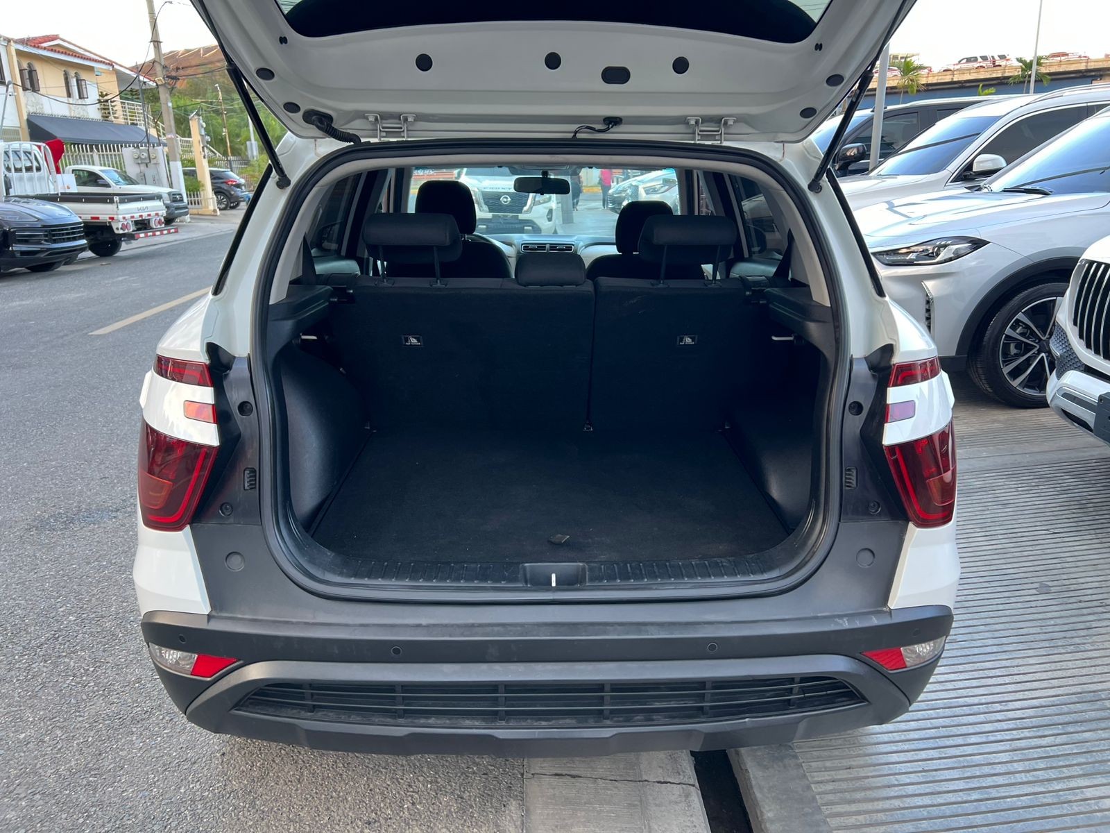 jeepetas y camionetas - HYUNDAI CANTUS 2022  6