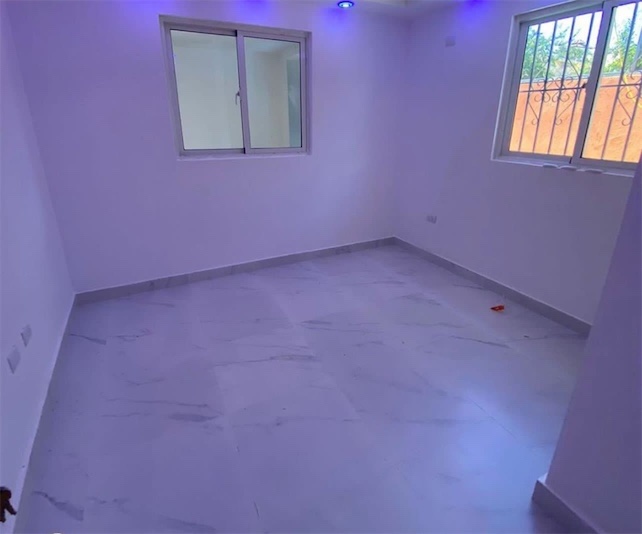 casas - Venta de casa de un nivel  en lucerna Santo Domingo este 7