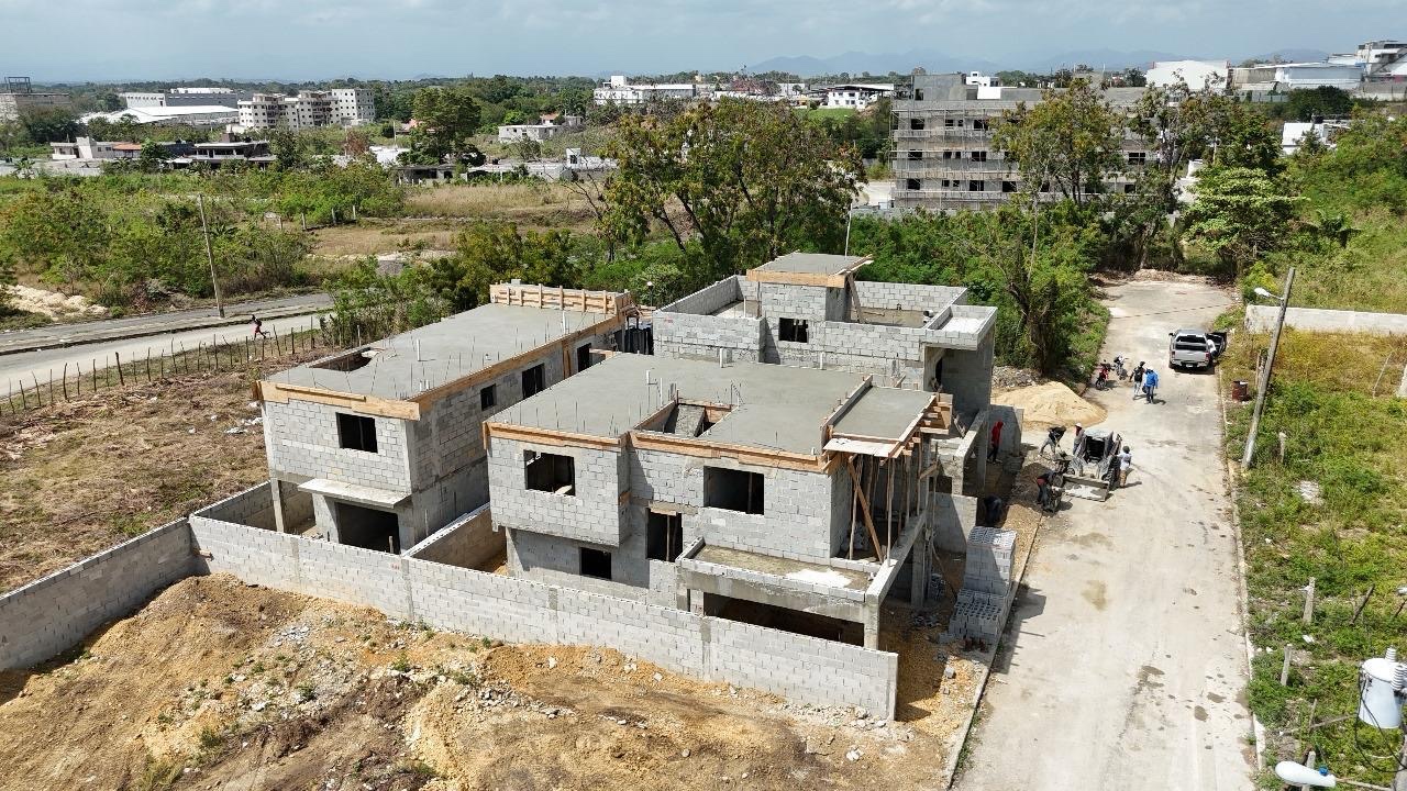 casas - Hermoso proyecto Residencial en Ciudad Modelo II
Residencial Ciudad Modelo II

 9