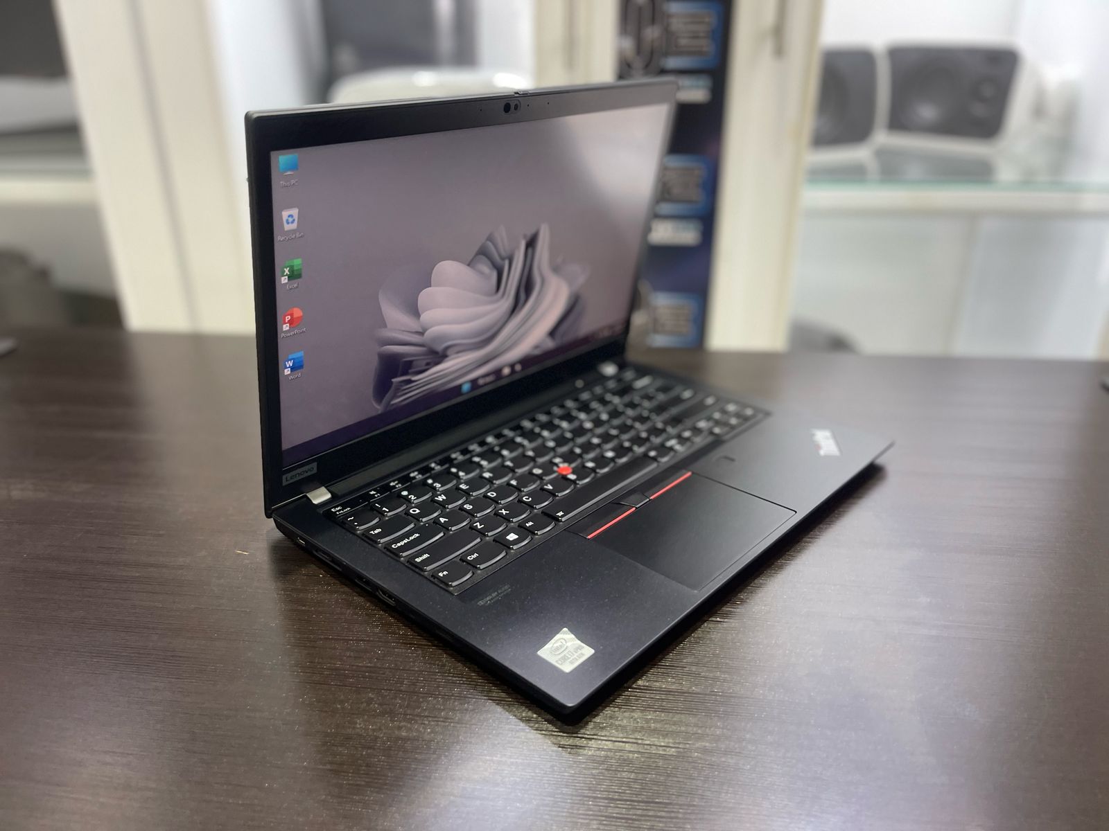 computadoras y laptops - LAPTOP THINKPAD T14 VPRO 2