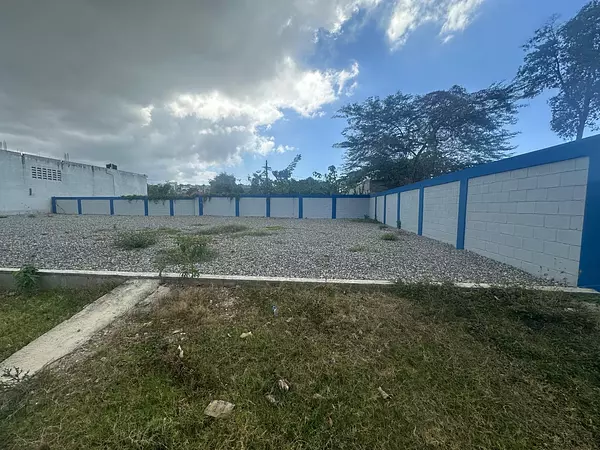 otros inmuebles - VENTA NAVE INDUSTRIAL DE 2,100M2-SECTOR ENGOMBE 7