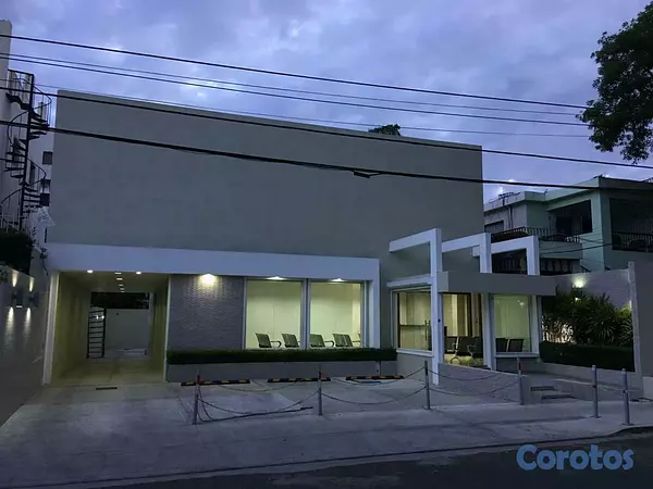 apartamentos - Edificio Comercial en Gascue 2