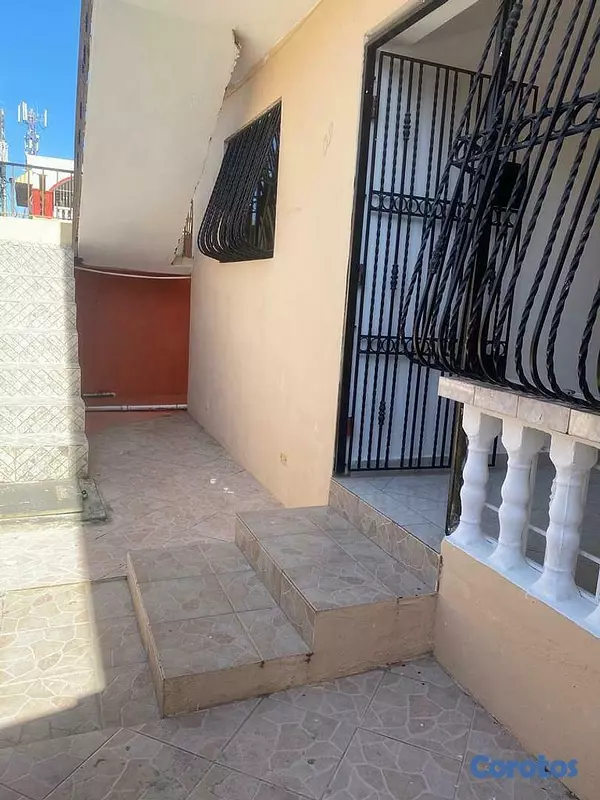 casas - Hermosa casa en el Sector  lLucerna  9