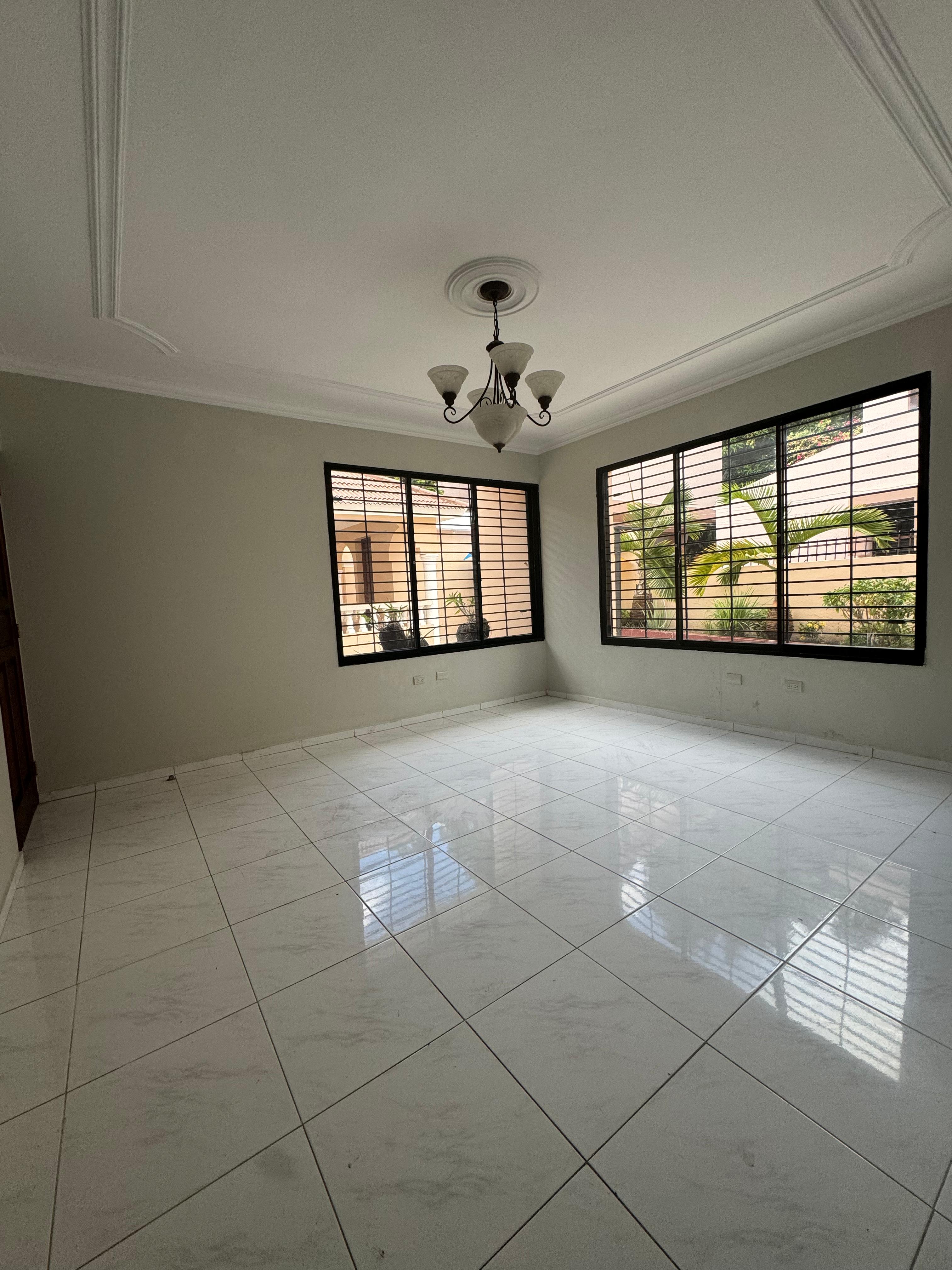 casas - Vendo Casa en SANTIAGO  4
