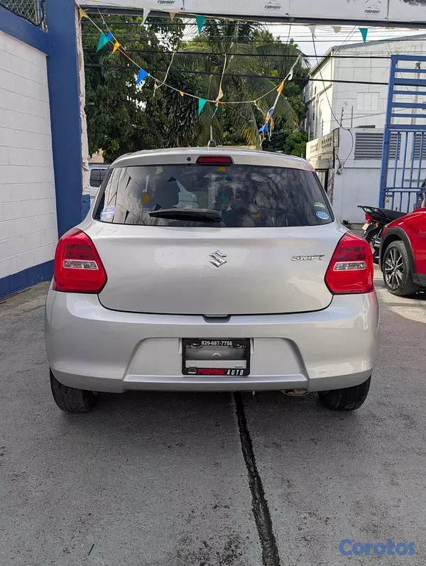carros - SUZUKI SWIFT 2020 2
