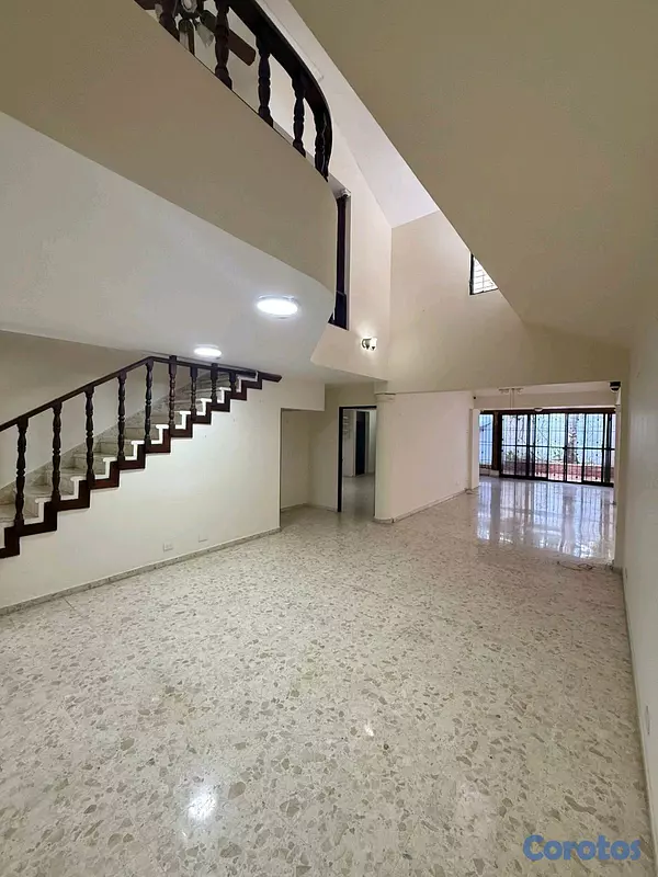 casas - Alquiler de Casa en Julieta Morales 3
