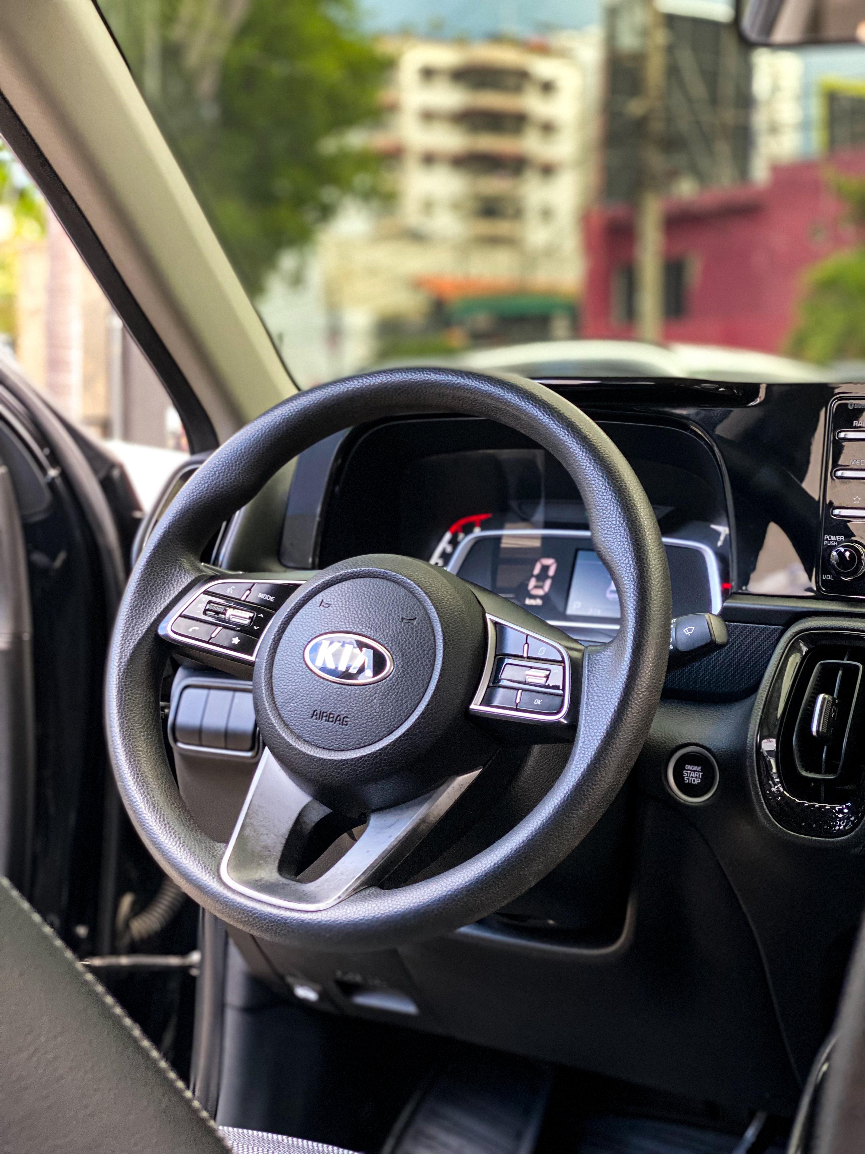 jeepetas y camionetas - Kia Sonet 2021 DE LA CASA, FINANCIAMIENTO DISP. 2