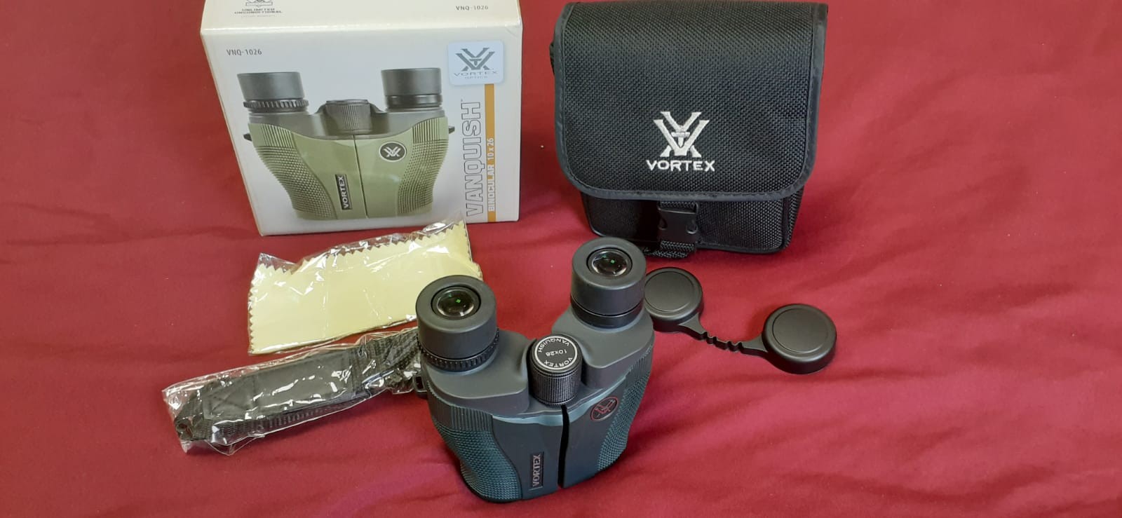 hobby y coleccion - Binocular compacto: Vortex Vanquish 10:26