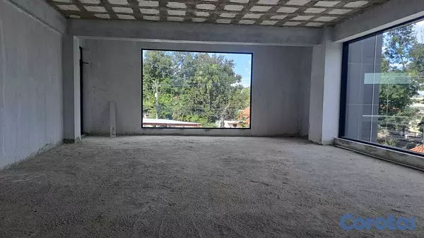 oficinas y locales comerciales - Local  comercial  2do piso 93 mts arroyo hondo vie 1