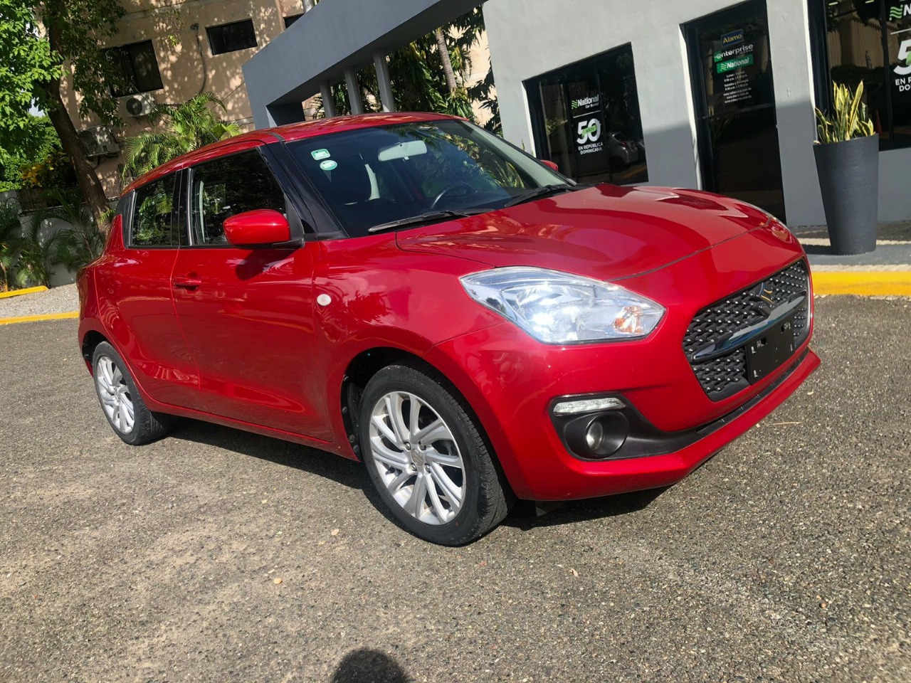carros - Suzuki Swift GLI 2021