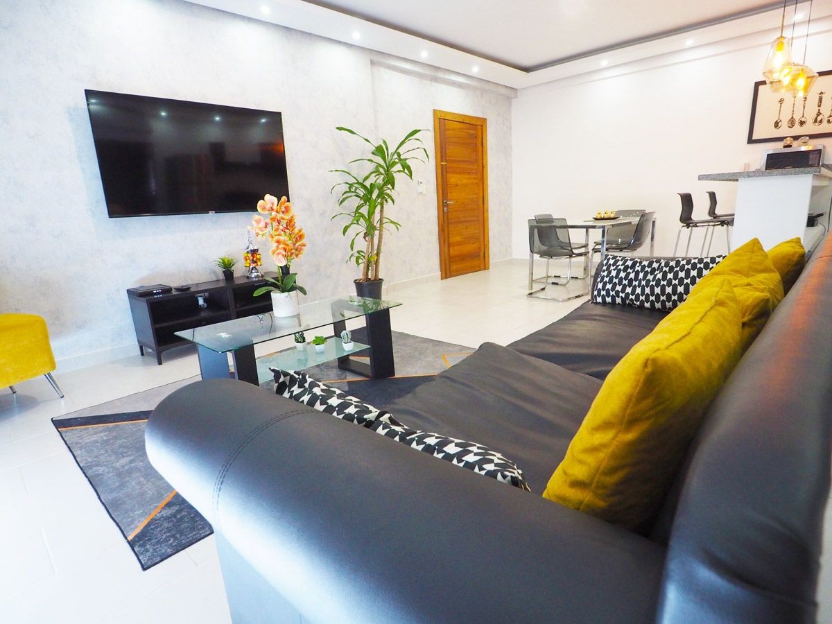 apartamentos - DISPONIBLE
Serralles amueblado 1 habitacion 1.5 banos 1 parqueo balcon 2