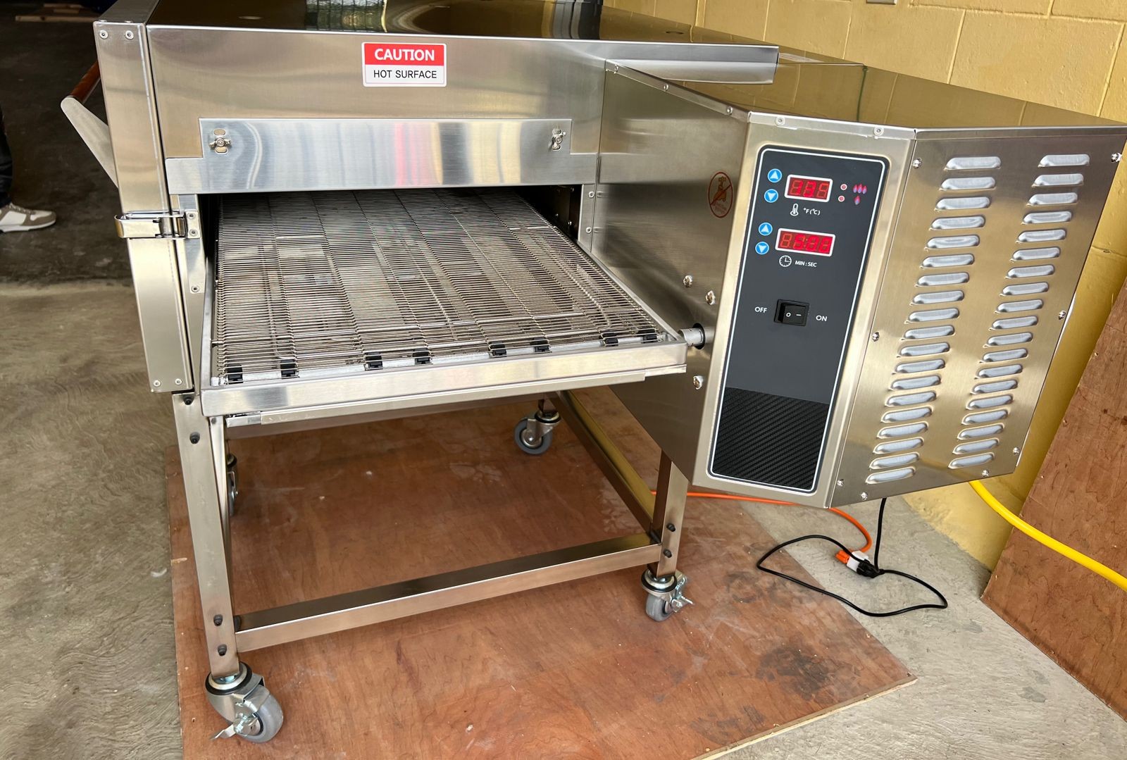 equipos profesionales - Horno Conveyor de Banda para pizzas y mas NUEVO