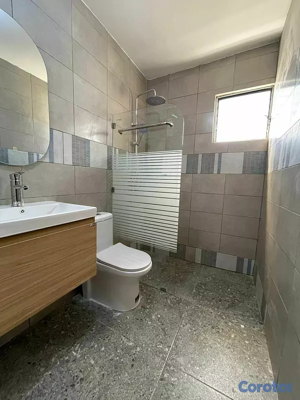 apartamentos - Vendo apartamento en Urb. Real. 7