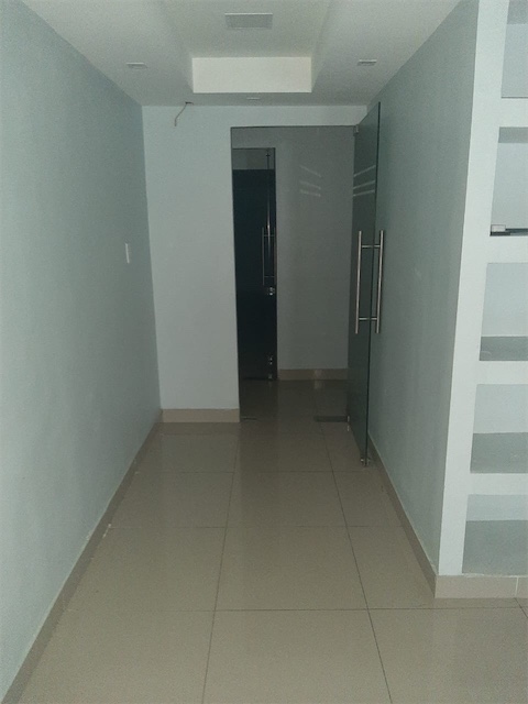 oficinas y locales comerciales - Local en Bella vista 105 mts 3