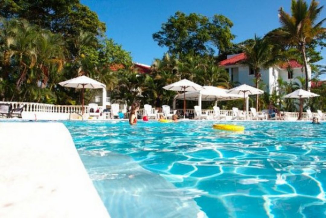 otros inmuebles - Vendo complejo Hotelero, no funcionando, ubicado en la zona norte del país