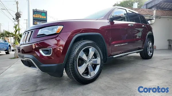 jeepetas y camionetas - JEEP GRAND CHEROKEE LIMITED 2017 7