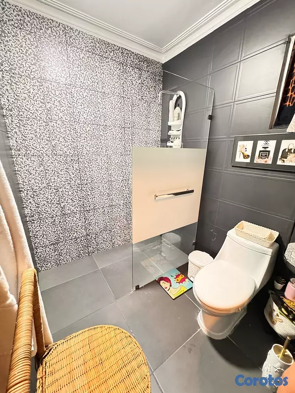 casas - venta de casa con 5 habitaciones en la autopista de san isidro Santo Domingo 4