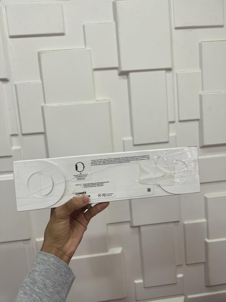 celulares y tabletas - Apple Watch SE 2022 44MM Sellado  2