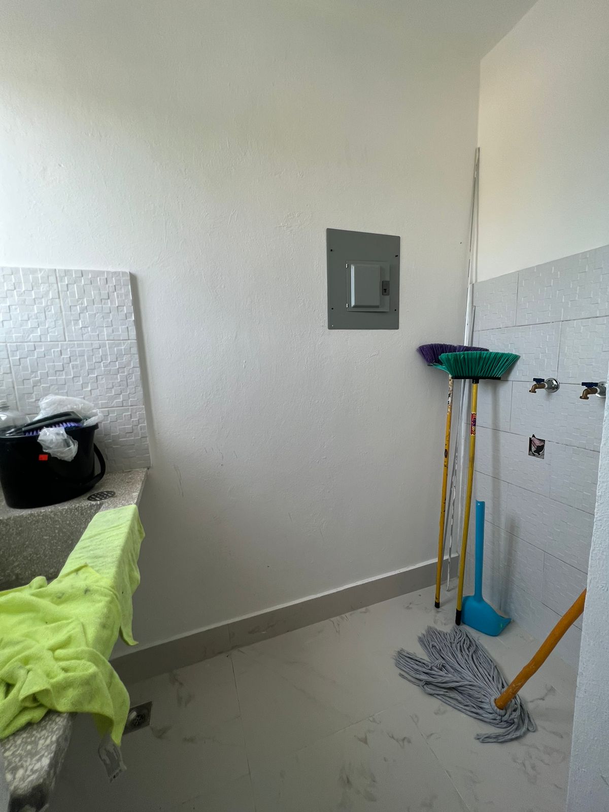 apartamentos - APARTAMENTO EN RENTA PROXIMO A PUCMM. 3