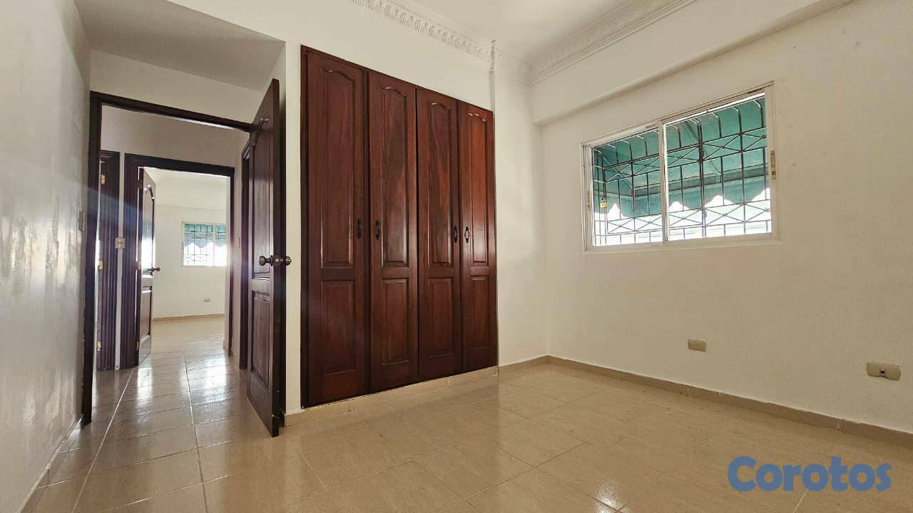 apartamentos - Apartamento en Alquiler en Evaristo Morales 4