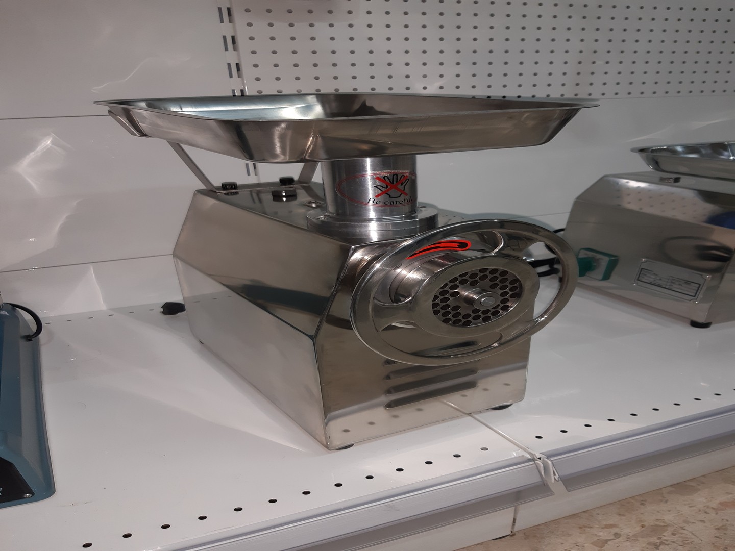 equipos profesionales - MAQUINA DE MOLER CARNE NUEVA 2
