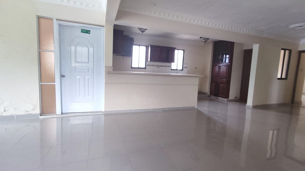 casas - Casa con 4 niveles, Charles de Gaulle (J.E)  7
