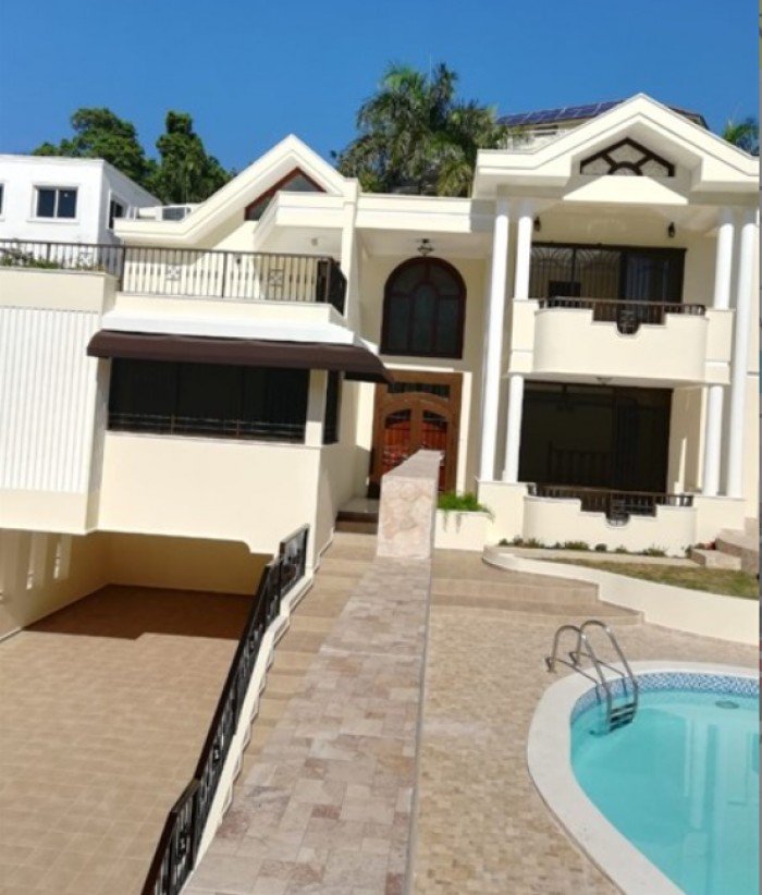 casas - Casa en Alquiler  8