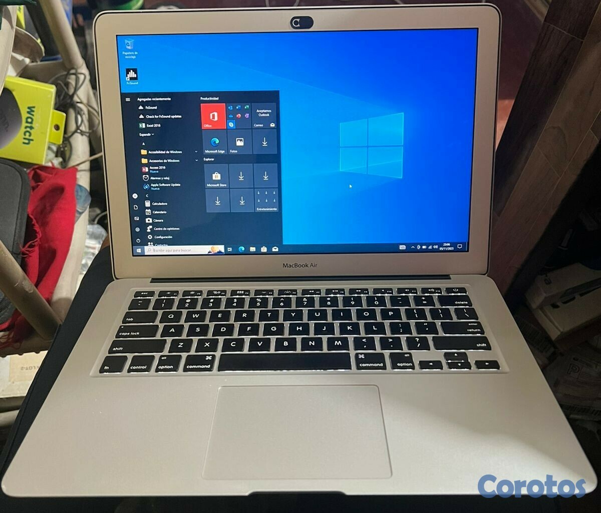 computadoras y laptops - MacBook Air 13.3 i7 8gb ram ssd 256gb 1M Garantia 2