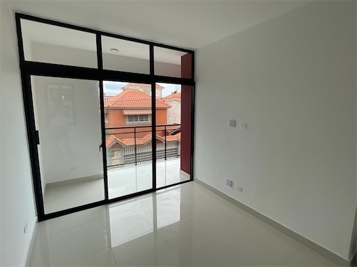 casas - Venta de casa en la autopista de san Isidro brisa oriental Santo Domingo  4