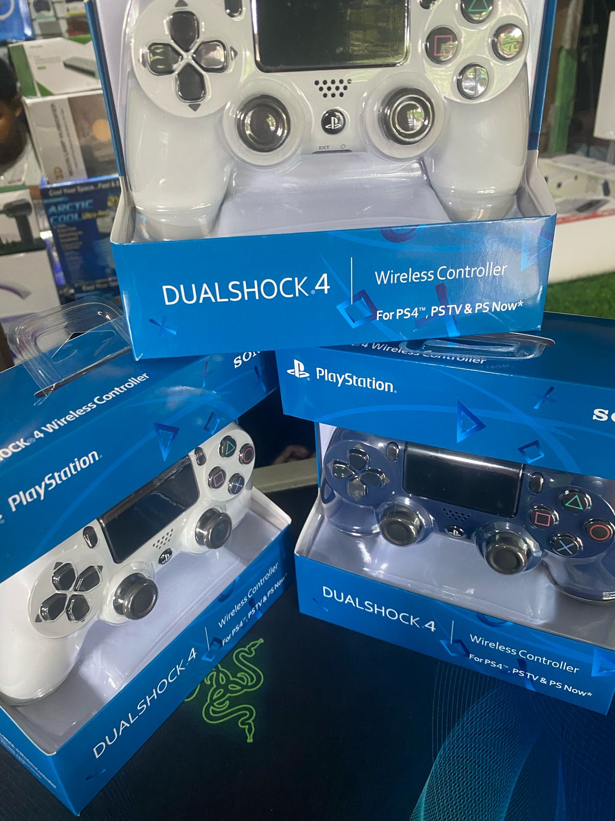 consolas y videojuegos - Control ps4 