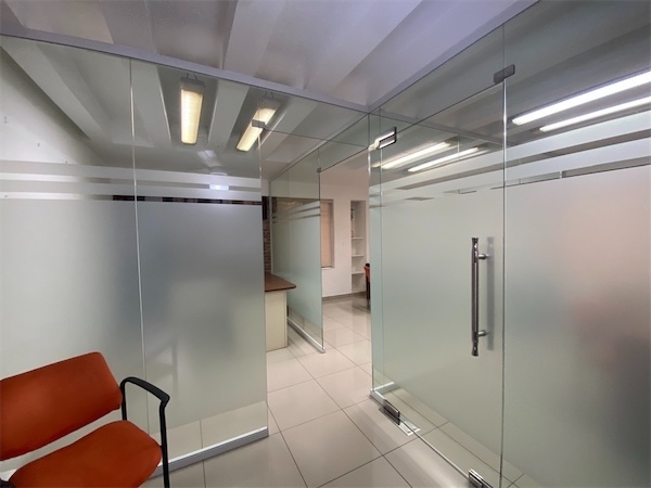 oficinas y locales comerciales - De oportunidad primer nivel Evaristo morales 3