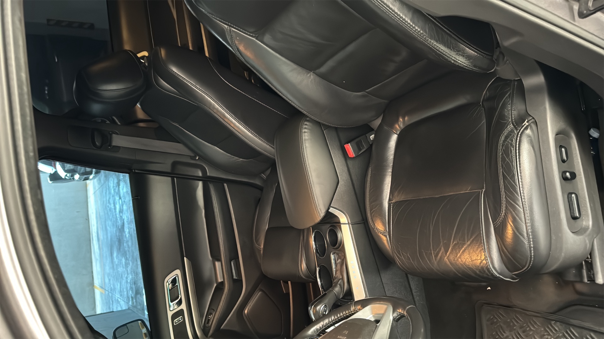 jeepetas y camionetas - Vendo Ford Explorer XLT 2013
 8