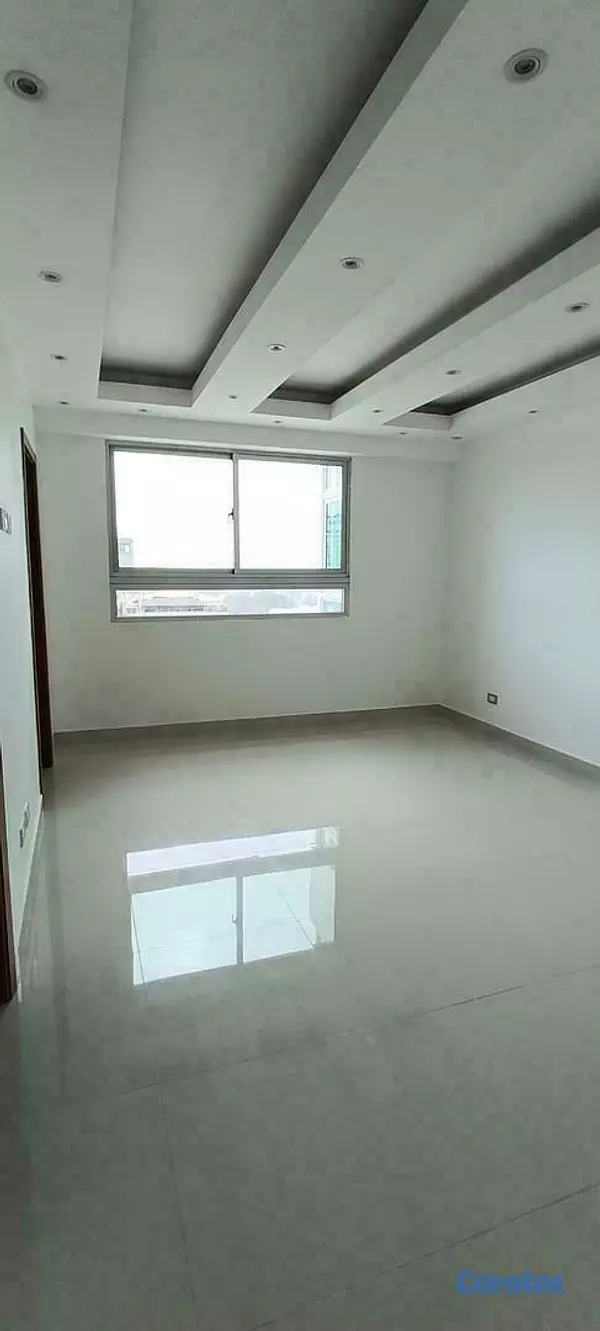 apartamentos - Renacimiento Torre Moderna excelente ubicación, área Social, ideal para parejas 4