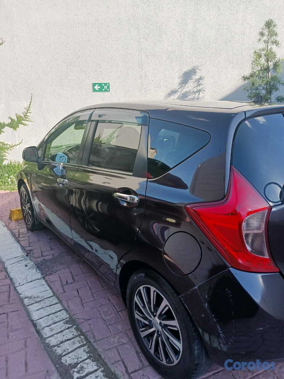 carros - Nissan Note 2014 Full Push Boton 7