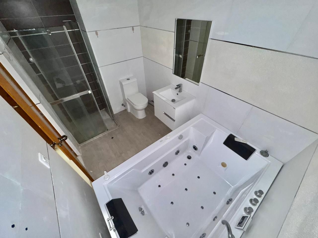 apartamentos - Apartamento en Venta BELLA VISTA NORTE ANTES: ~USD 10