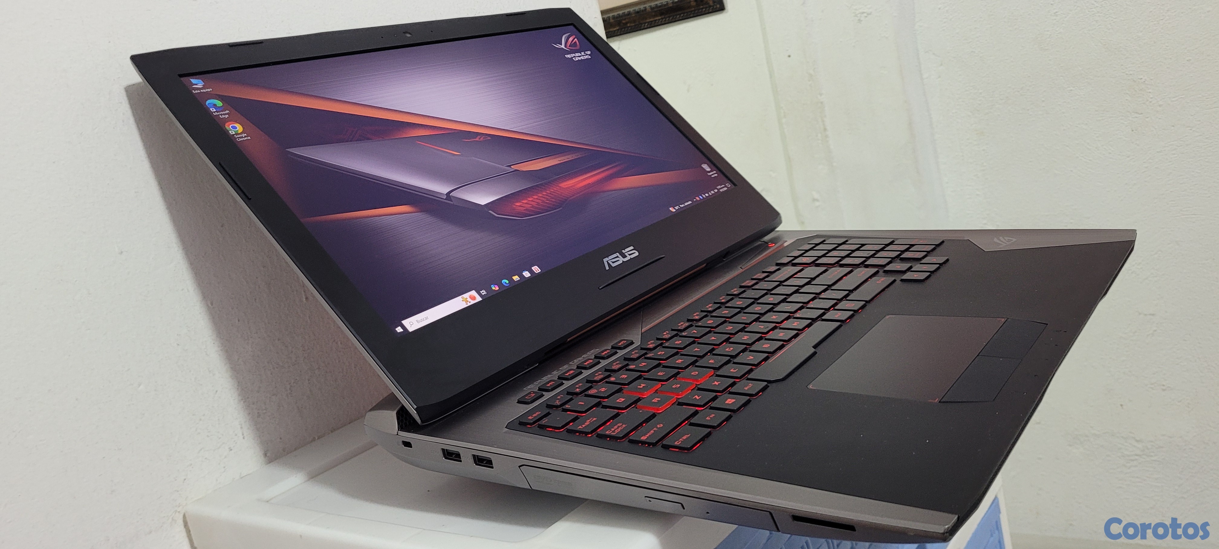 computadoras y laptops - Asus Gamer Core i7 2.7ghz Ram 32gb ddr4 Disco 256gb y 1tb Nvidea Gtx 1070 8gb  2