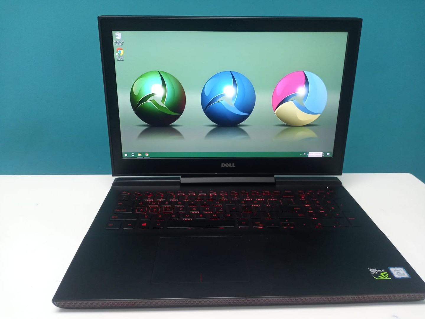 computadoras y laptops - Laptop, Dell Inspiron 15 7000 Gamming / 7th Gen, Intel Core i5 / 16GB DDR4 / 256