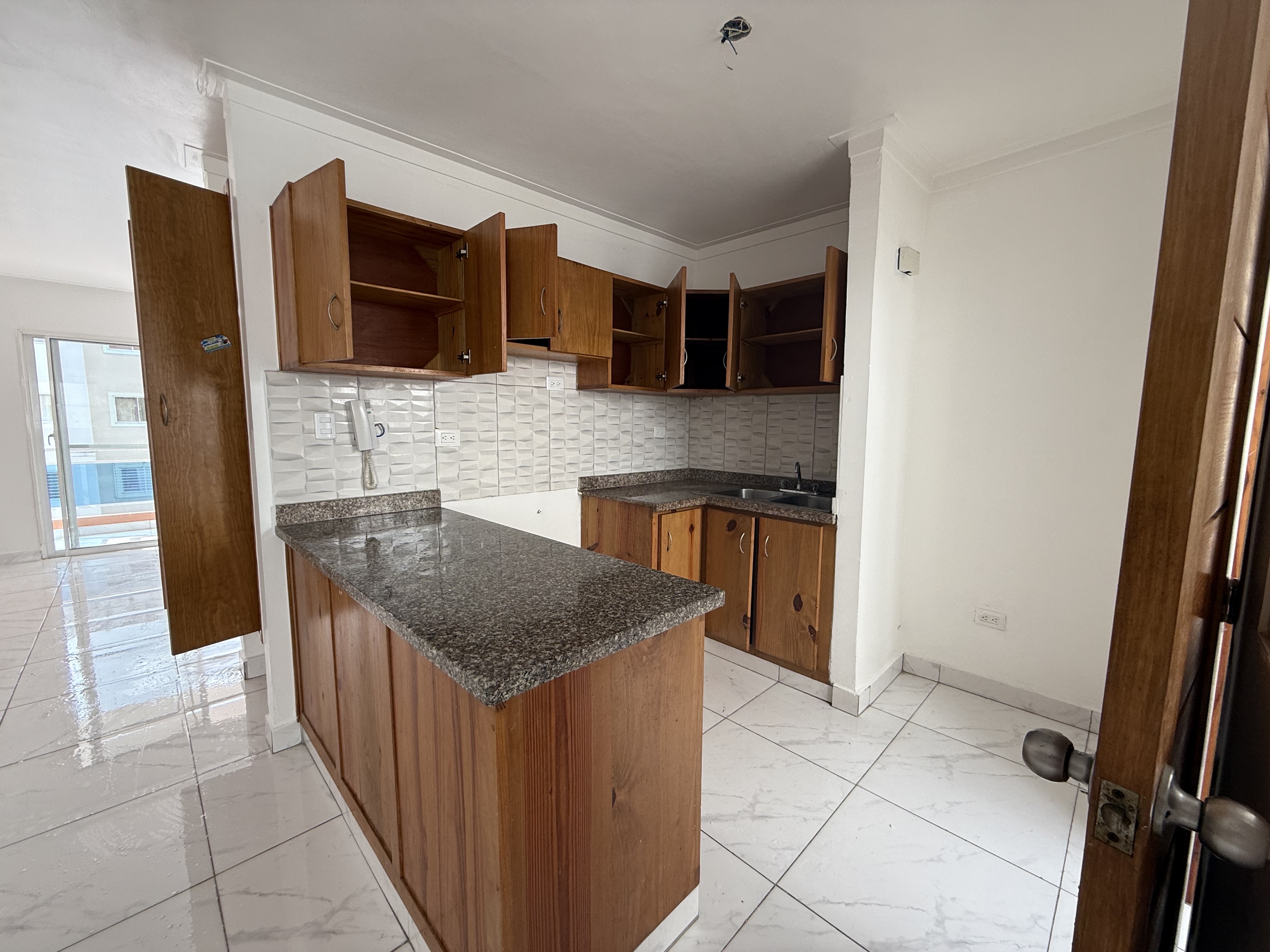 apartamentos - vendo en palma real santiago un tercer nivel  2