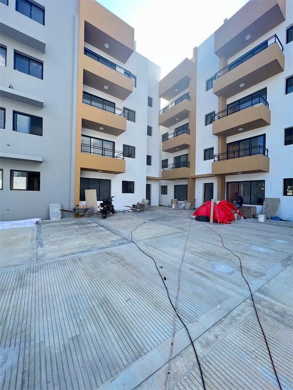 apartamentos - Venta de apartamentos nuevos en la marginal de las Américas Santo Domingo este  5