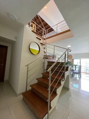 penthouses - OPORTUNIDAD VENTA DE PENTHOUSE 3 HABITACIONES EN EVARISTO MORALES 4