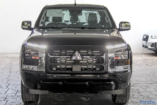 jeepetas y camionetas - Mitsubishi L 200 2026 6