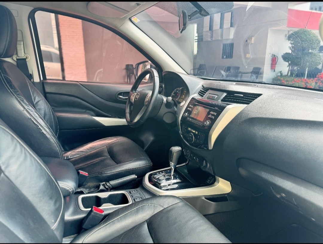 jeepetas y camionetas - 2017 Nissan Frontier LE 4x4  6