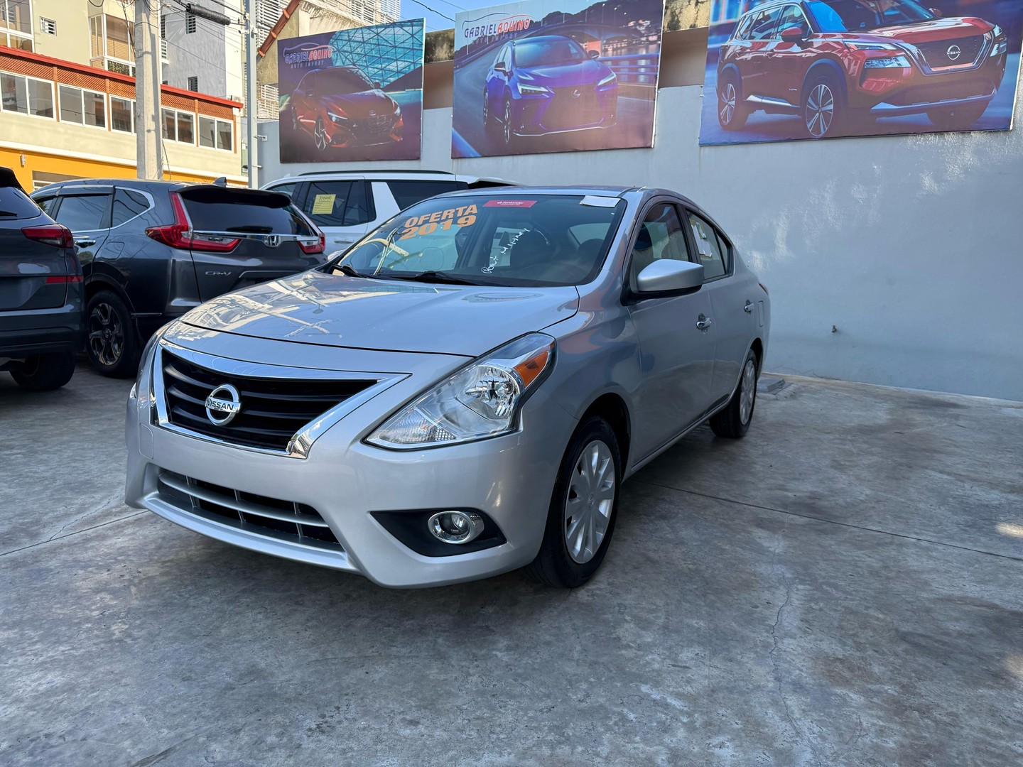 carros - nissan versa sv  0