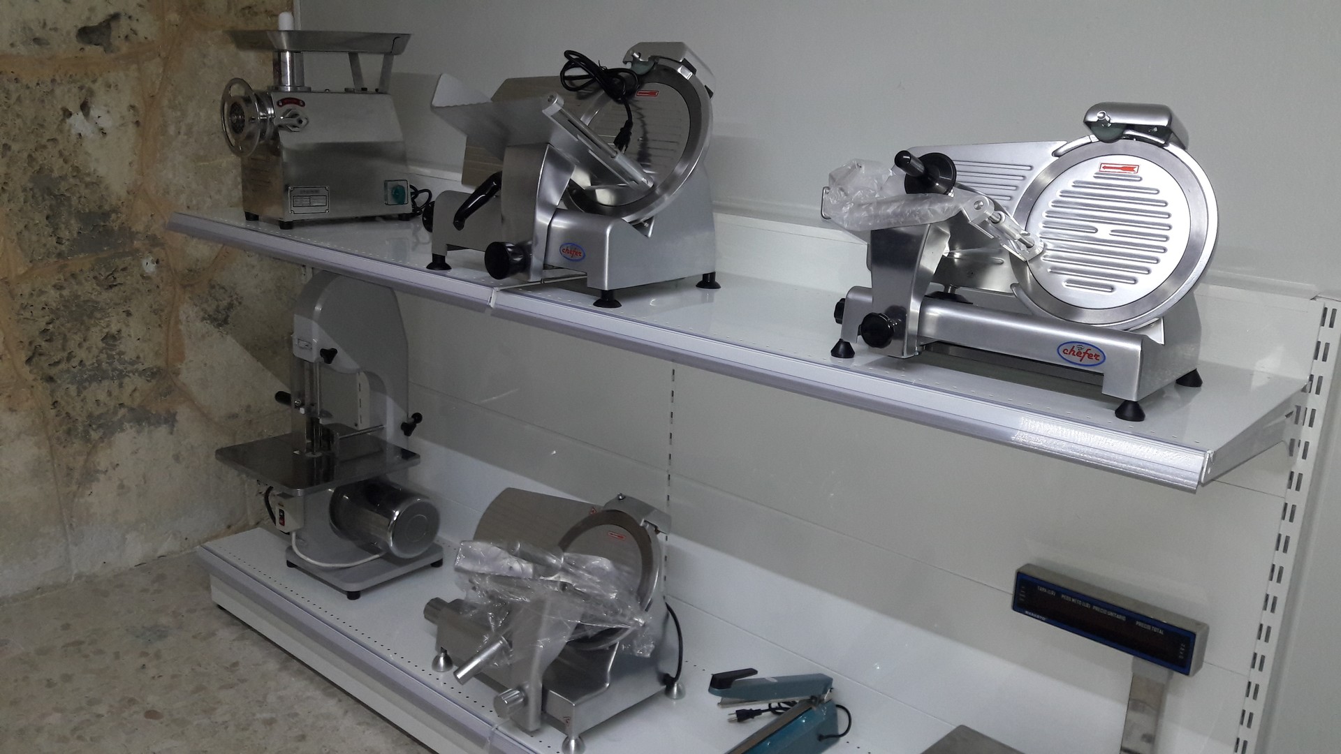 equipos profesionales - MAQUINA DE MOLER CARNE NUEVA 3
