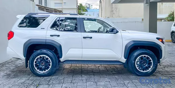 jeepetas y camionetas - Toyota 4 Runner 3