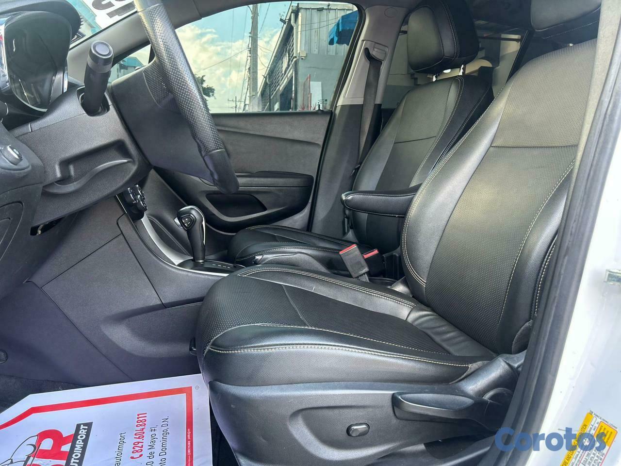 jeepetas y camionetas - Chevrolet Trax LT 2019  4