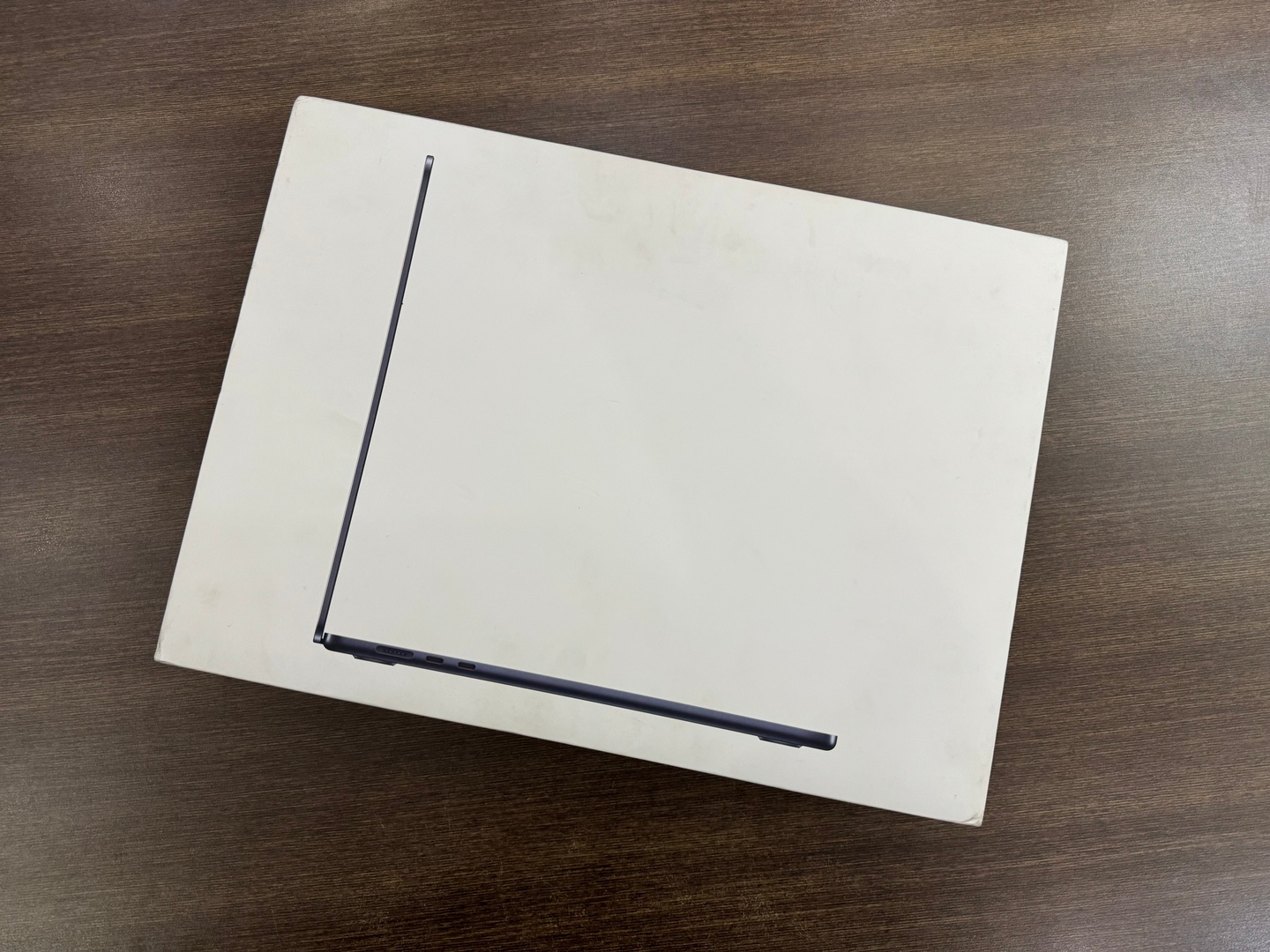 computadoras y laptops - MacBook Air 2022 15"inch / M2 Apple chip/ 256GB SSD /8GB Ram Nueva $ 73,500 NEG