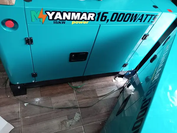 construccion e industrial - Planta eléctrica 16KW 2 pistones diésel semi silen 4