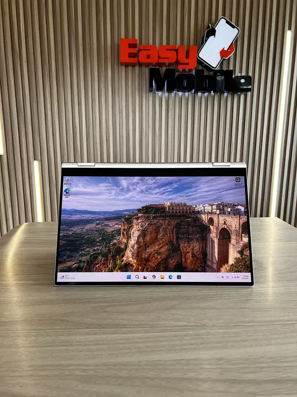 computadoras y laptops - BOOK 2 PRO 15.6" 360 i7 16/1TB INTEL IRIS XE  3
