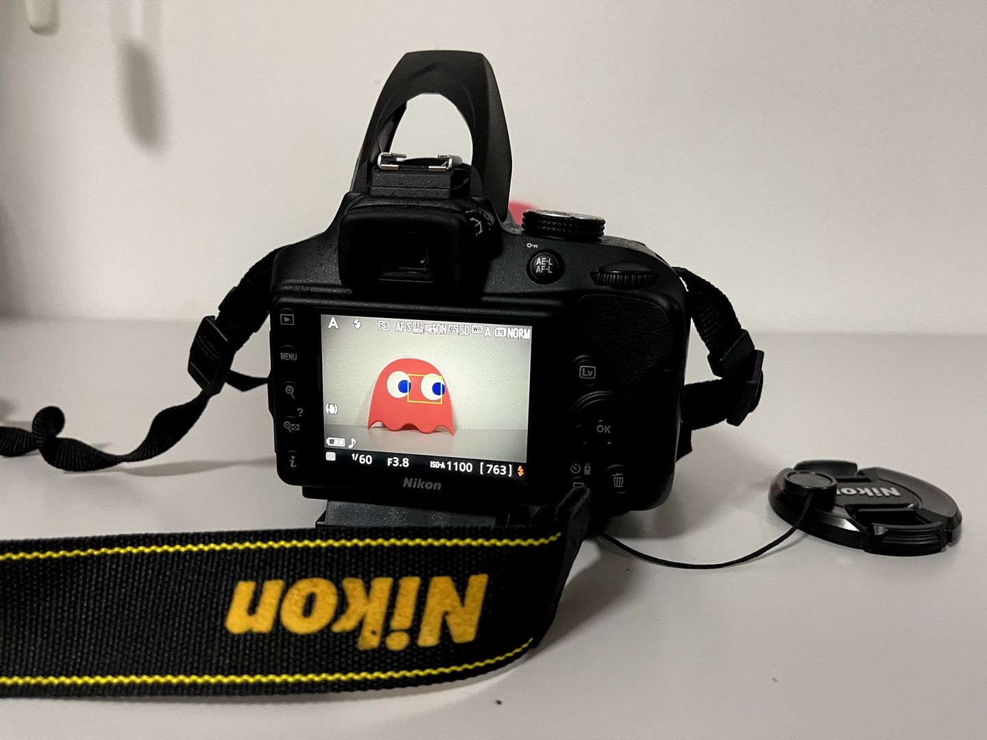 camaras y audio - Nikon D3400 + accesorios